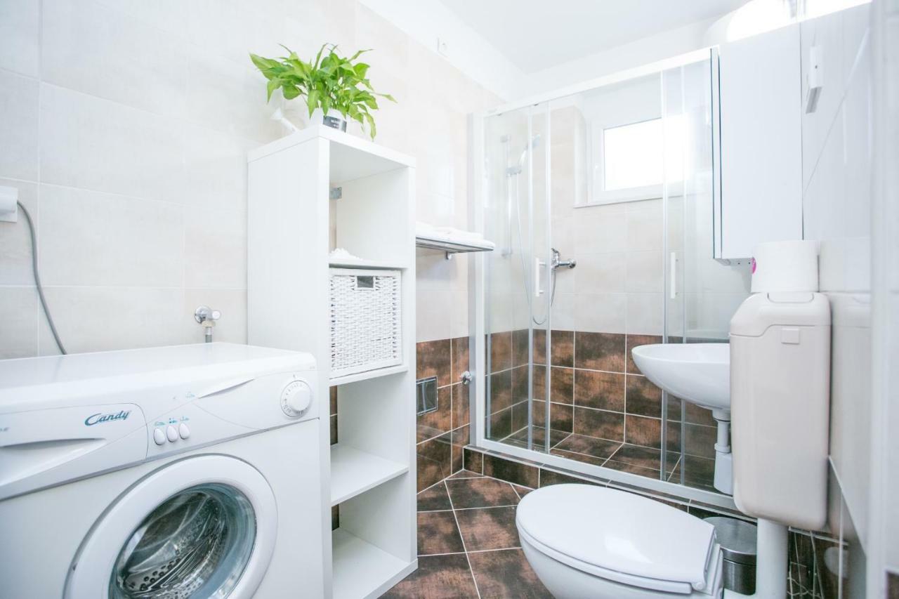 דירות Modern Living In The Heart Of טרוגיר מראה חיצוני תמונה